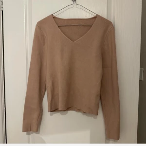 MANGO långärmad rosa tröja  - MANGO långärmad rosa tröja 