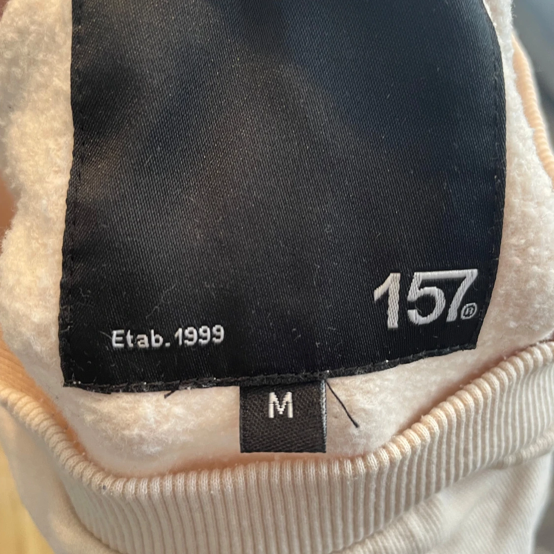 Oversized Sweatshirt - 90