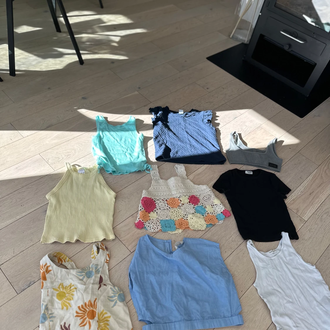 Alla 9 tröjor för 250kr  - 90