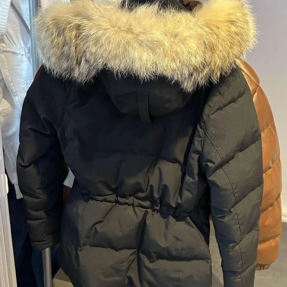 Svart Chelsea Parka från Canada Goose - 92