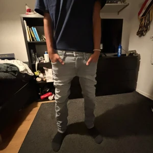 Jack N Jones jeans  - Snygga jeans från Jack N jones 