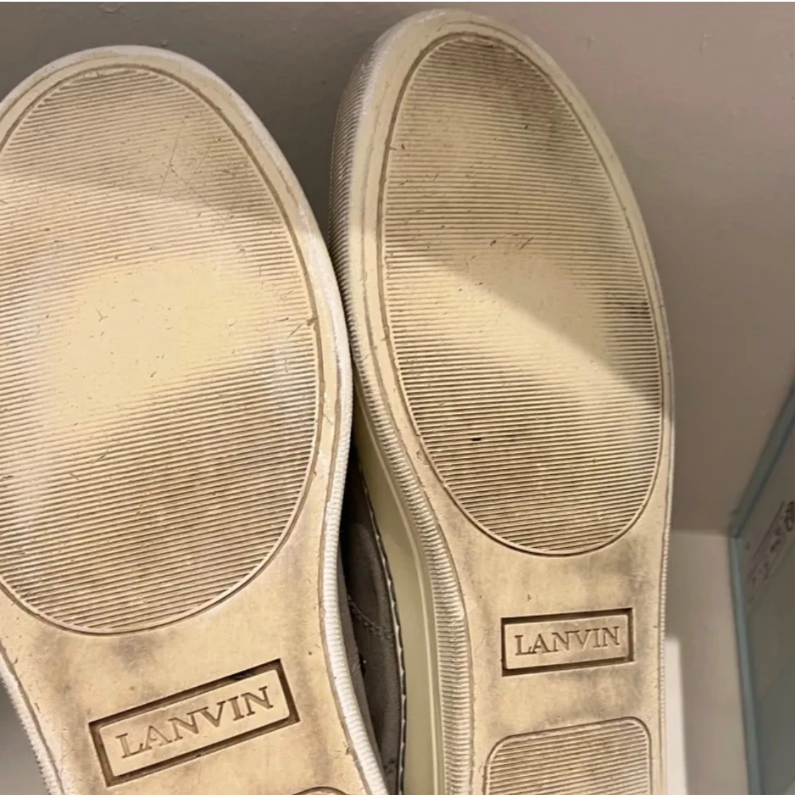Bruna sneakers från Lanvin - 2