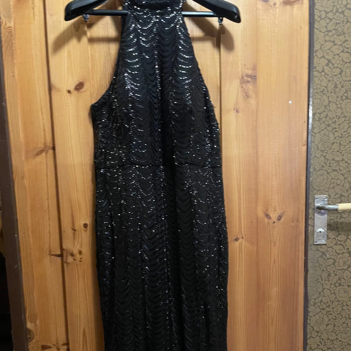 Svart brudtärna klänning  - 90