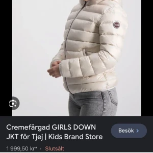 Colmar jacka - Säljer min colmar jacka då den inte kmr till användning. Skriv privat för fler bilder eller frågor! ❤️