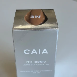 *ny* Caia foundation. 3N - Helt ny oanvänd. Beställde fel färg! 