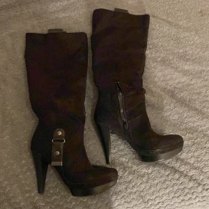 Klackar  - Använt 1 gång, i bra skick:)