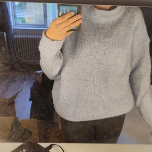 Blå bomulls material typ. - Bra skick aldrig använt, skriv om ni har funderingar!