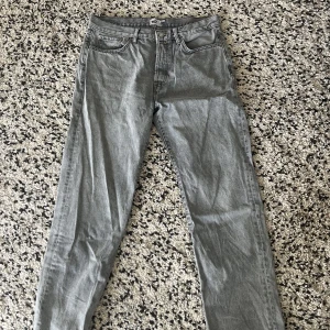 Jeans  - Jeans i Storlek W32 L32. Märke: Lager157