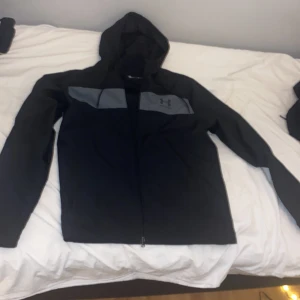 Under armour jacka - Nyskick! Herr S