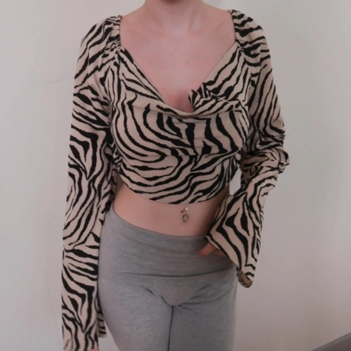 Zebramönstrad croppad topp