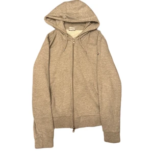 Moncler tröja - 8/10 skick 