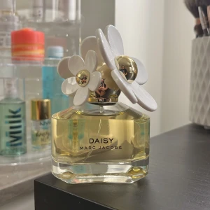 Marc Jacobs Daisy Parfym - Helt ny utan kartong! Nypris 900kr