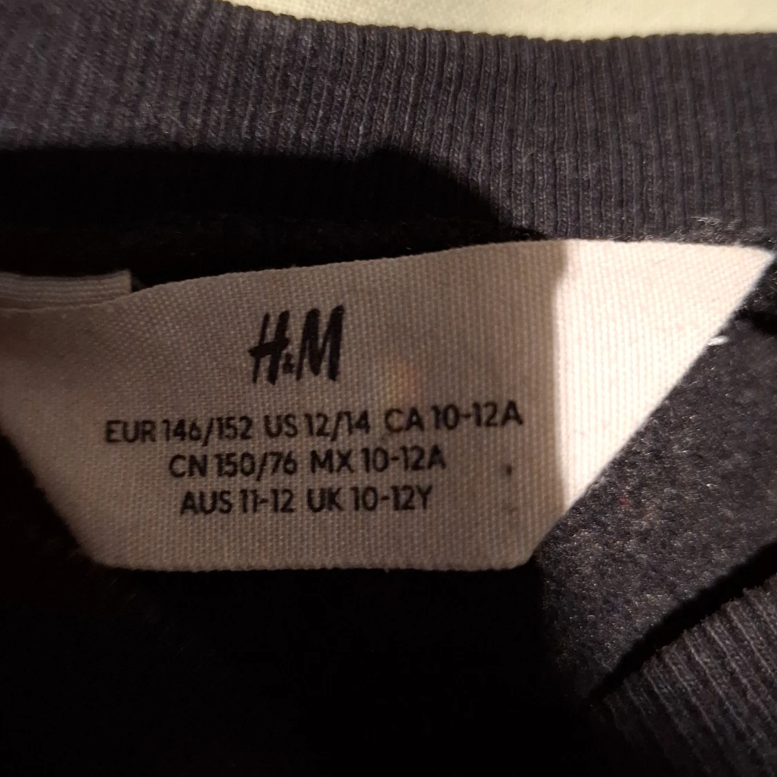 Svart tröja från H&M - 1