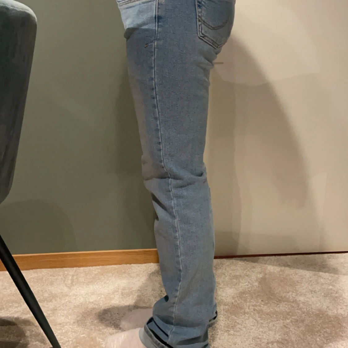 Ljusblå jeansbyxor - 2