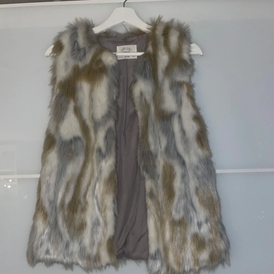 Mönstrad pälsväst - 1