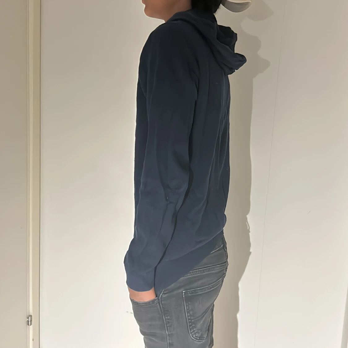 Hackett London- finstickad hoodie - 90