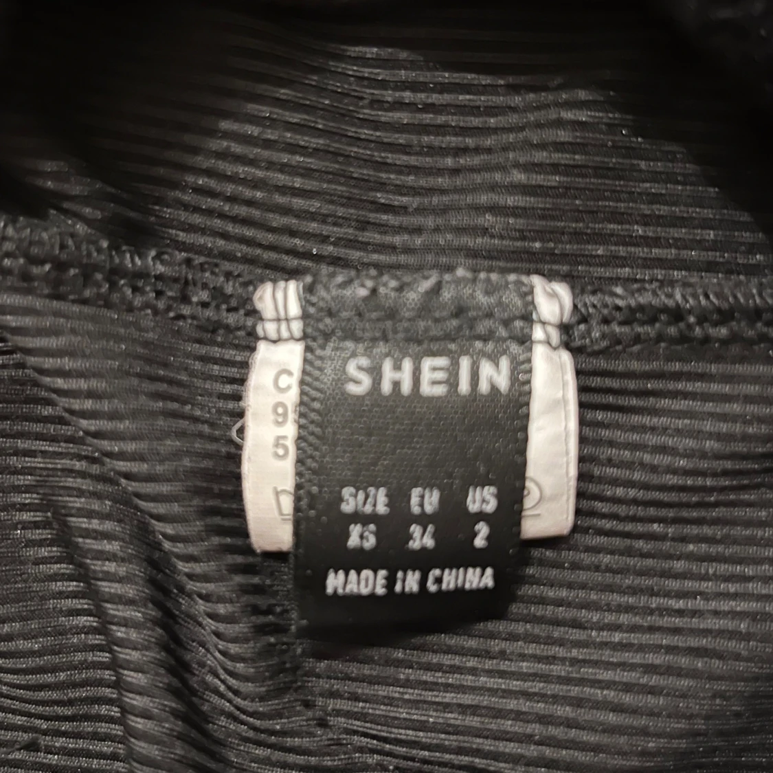 Svart långärmad topp från SHEIN - 92