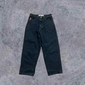 Polar Big Boys - Riktigt feta mörkblå Big Boys 🛹Riktigt bra skick, bara lite heelbite 🥶Sitter riktigt baggy 🤑Pris kan diskuteras ‼️