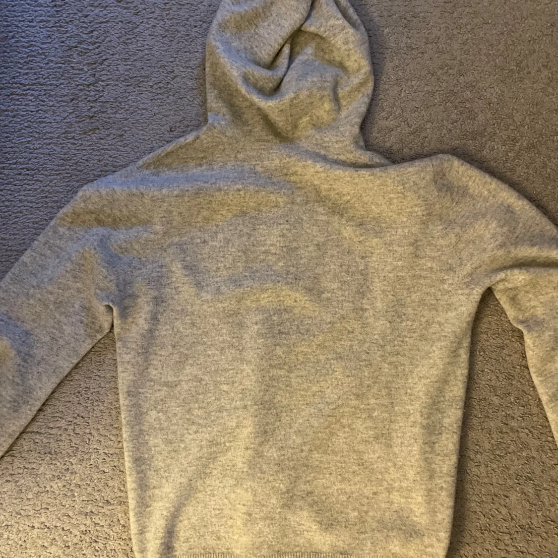 Grå merinoull hoodie - 1