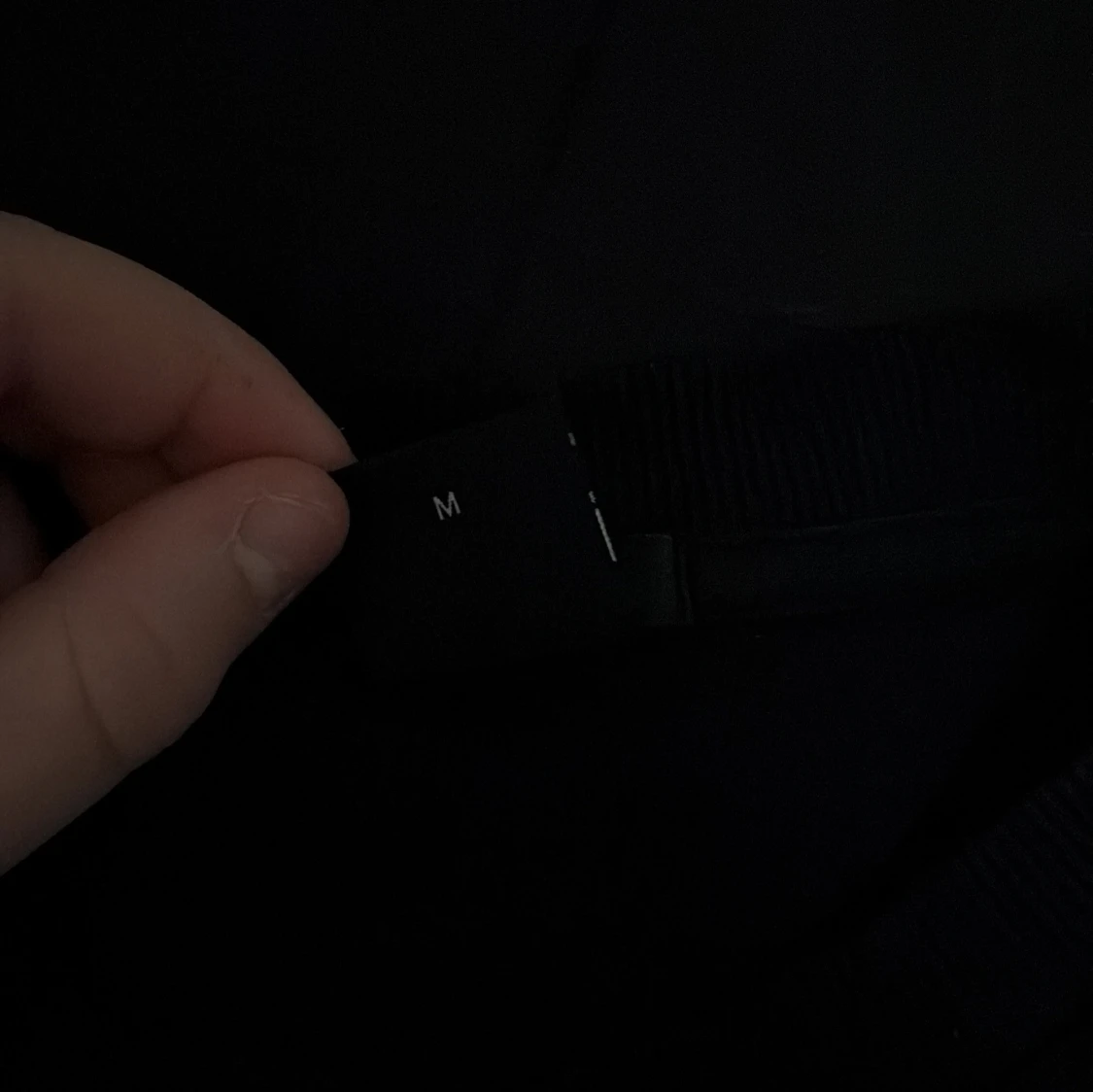 Svart tröja från Hugo Boss - 3