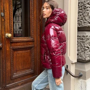 Nelly jacka - Som ny använd typ en gång, storlek xxs men passar xs med💕💕hör av er för fler bilder, tryck inte på köp nu💕pris kan diskuteras 