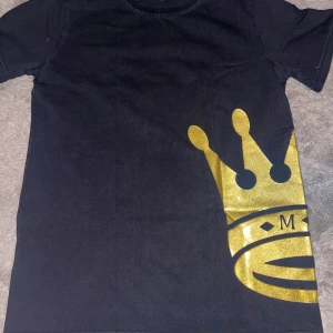 T-shirt Mr.originals  - Snygg T-shirt från Mr.originals som inte längre säljs och användes utav uk o svenska rappare 