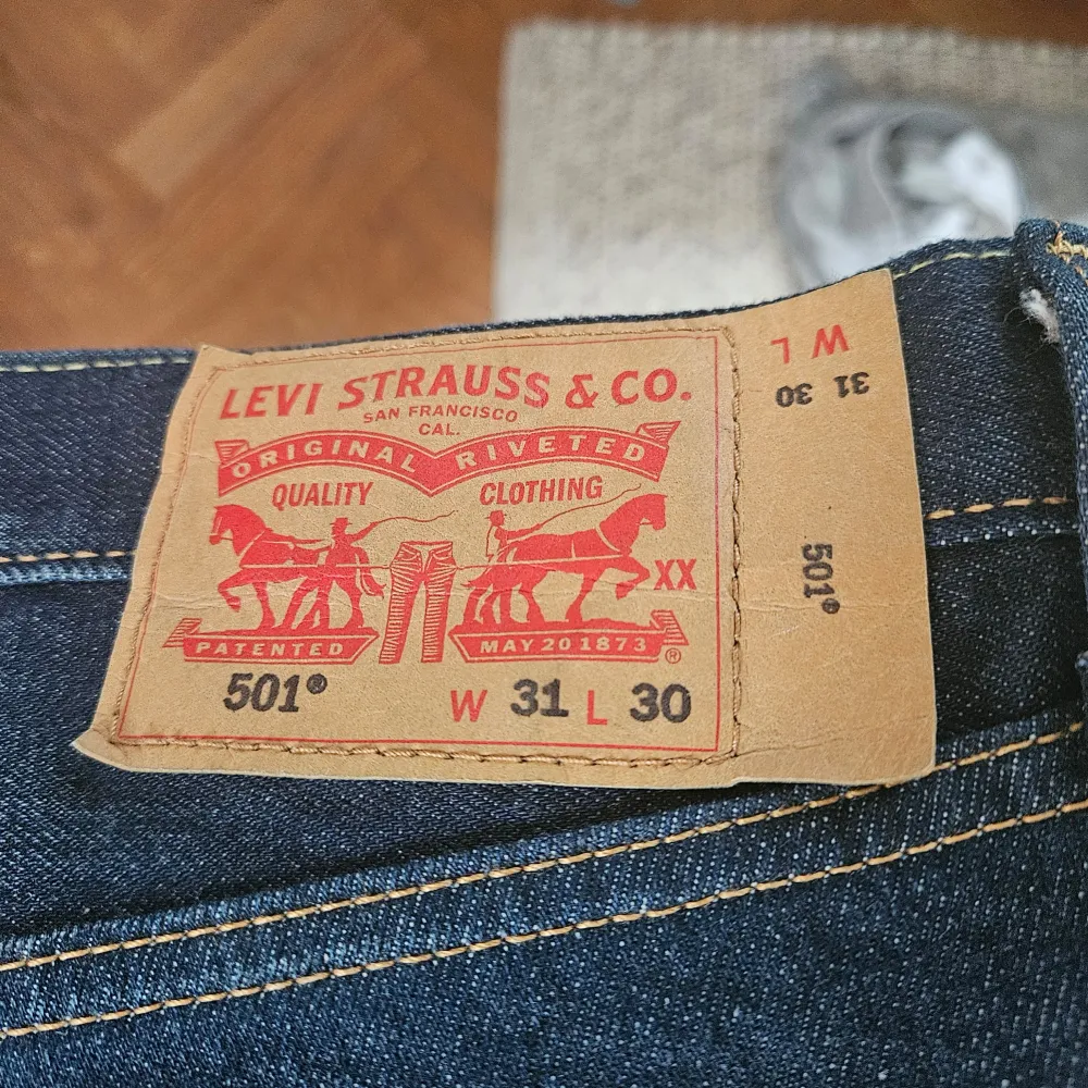 Helt nya 501 , säljes pga att det var fel storlek.. Jeans & Byxor.