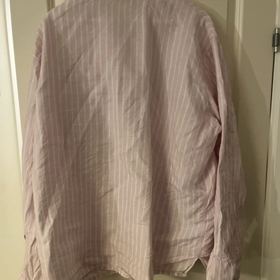 Rosa och vit randig skjorta från Marimekko - 90