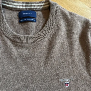 Gant overshirt - Snygg gant tröja beige går o matcha t allt - bra skick!!
