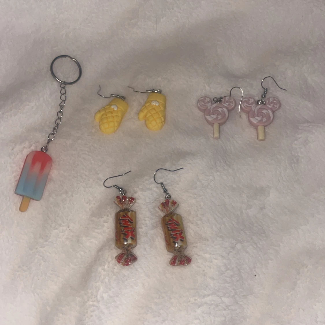 Billiga och roliga berlocker - 74