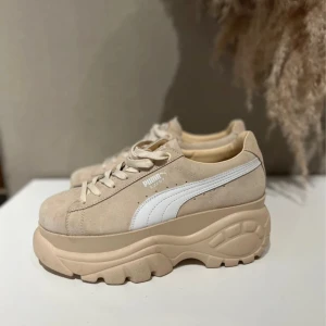 Buffalo x Puma Suede Classic - Nyskick, sparsamt använda 1 gång