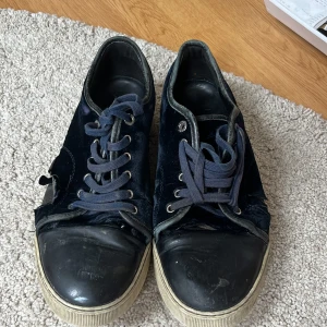 Säljer lanvin skor - Skick 3/10 storlek UK 8