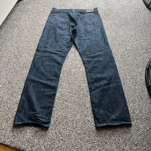 Paul Smith jeans  - W36  Relaxed straight fit  Bra skick 