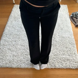 Kostym byxor BikBok - Använda men fina kostym byxor