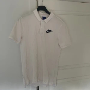 Nike Piké - Nike Pike, tvättad innan försäljning