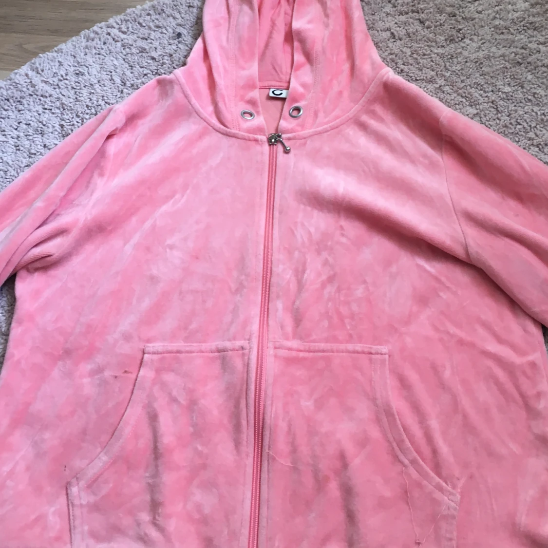 SKIT SNYGG TRÖJA - 90