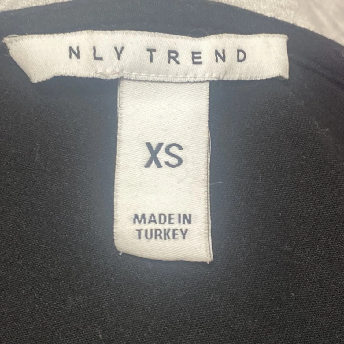 Tunn enaxel tröja - 92