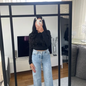 Tröja - Svart långärmad tröja