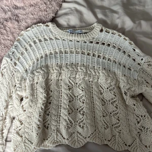 Stickad tröja  - Använt få gånger fin o skönt frf 