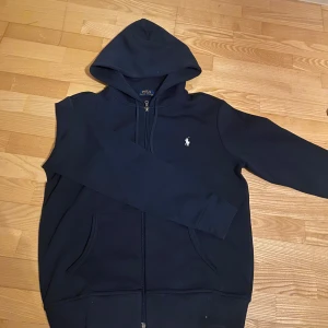 Ralph lauren hoodie - Helt ny i storlek s 