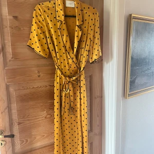 Klänning - Snygg höstklänning från Just Female✨