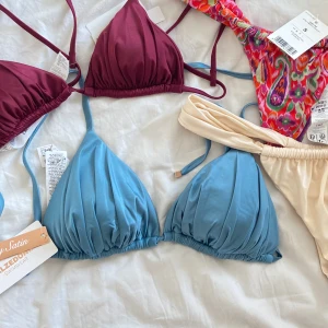 Blå bikinitopp - 💓