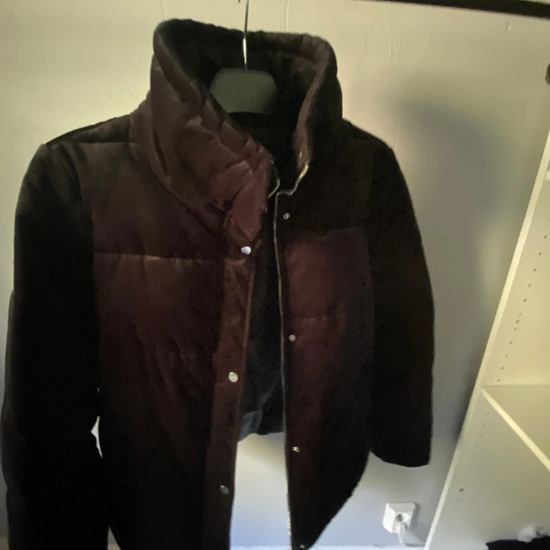 Svart pufferjacka - 91