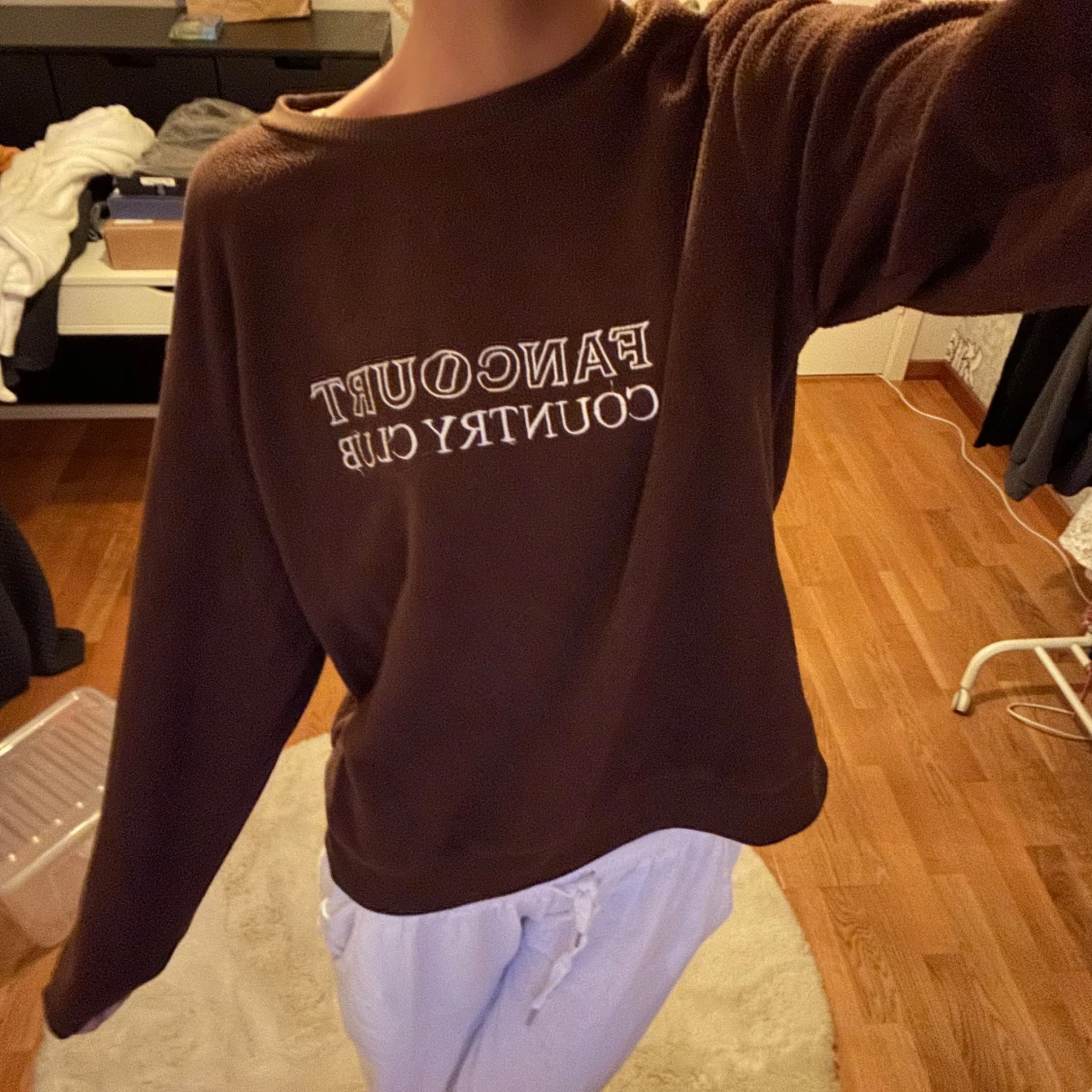 Brun sweatshirt med text - 90