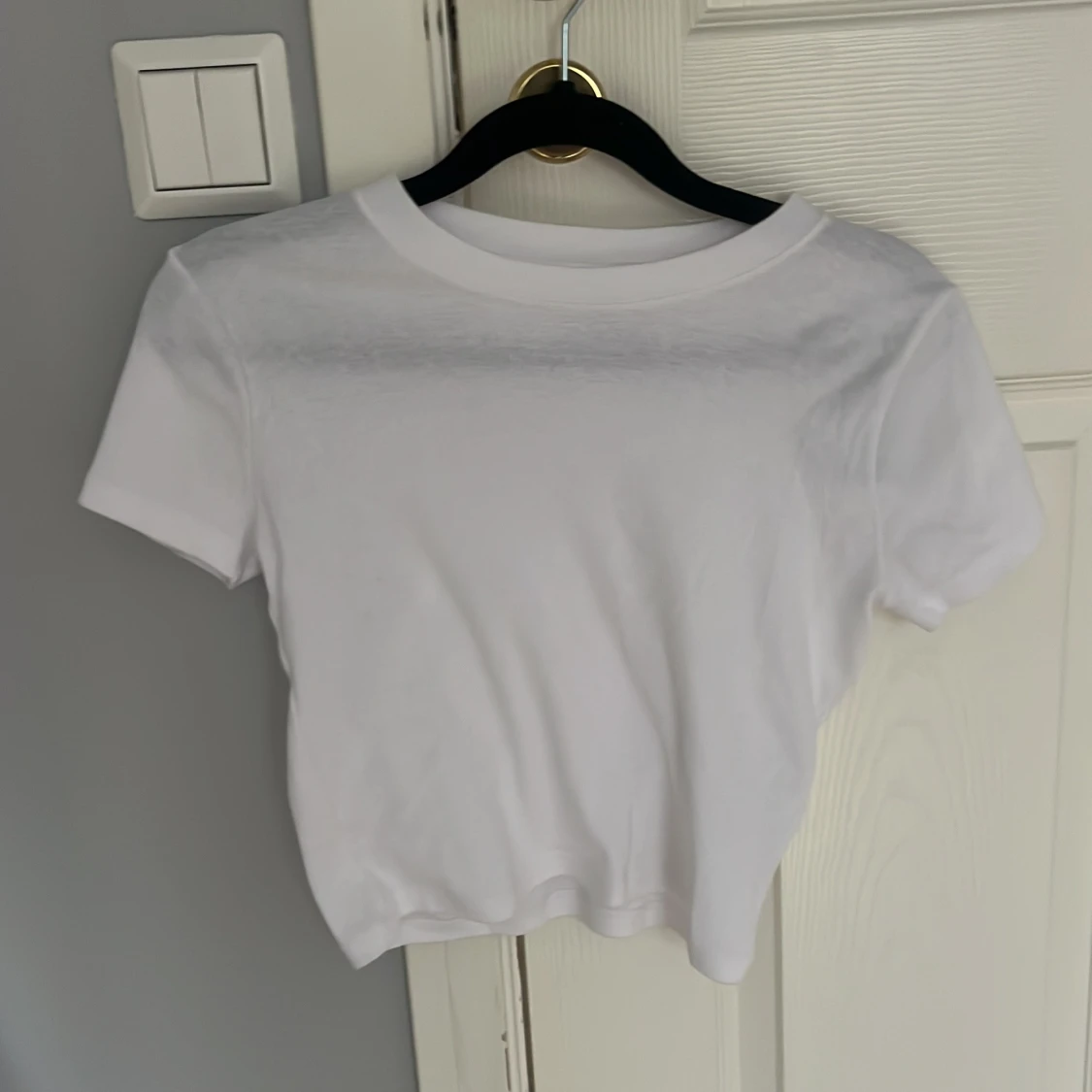 Vit croppad t-shirt - 90