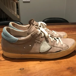 Lite slitna philiphe models (limmade) - Ganska bra skick