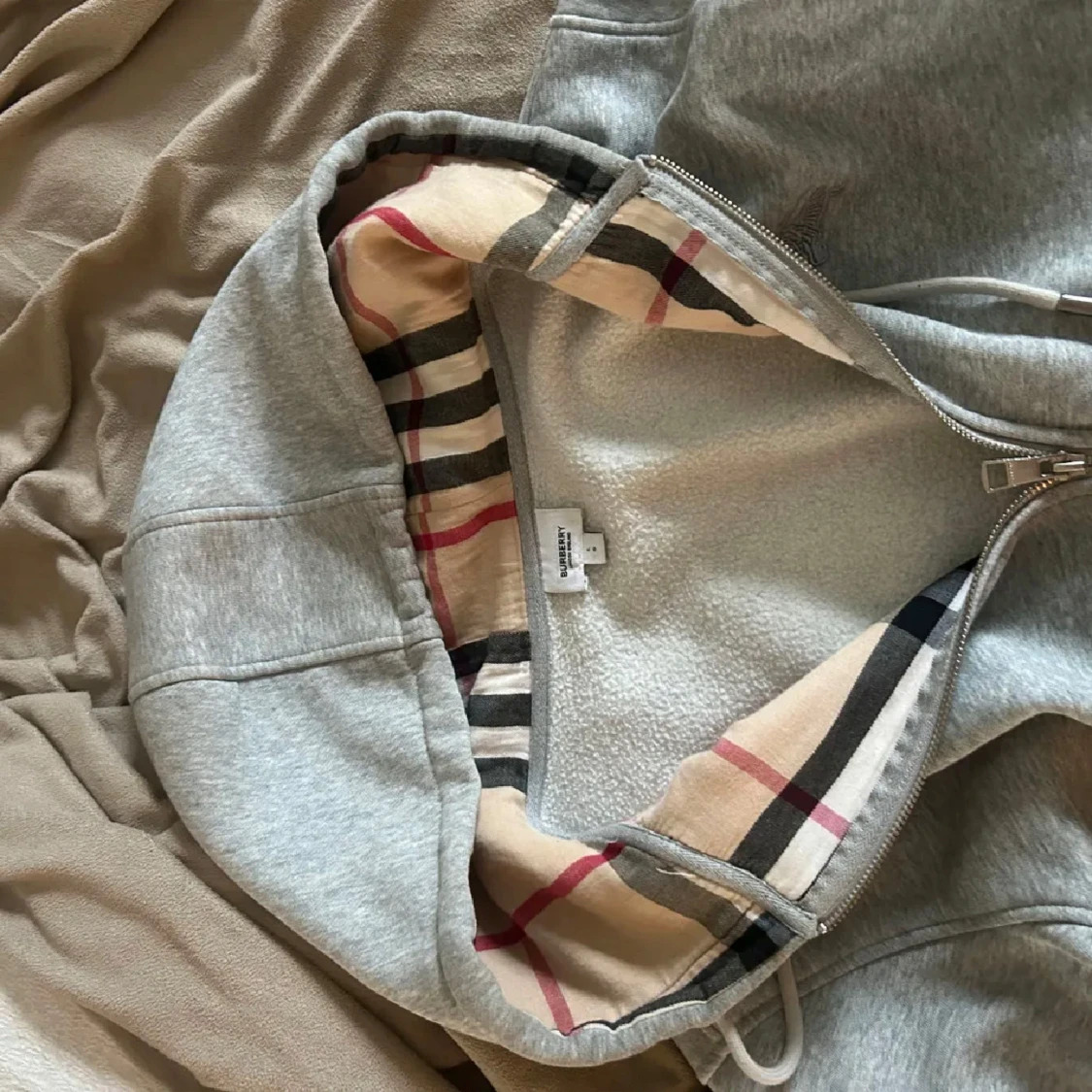 Burberry hoodie  - 2