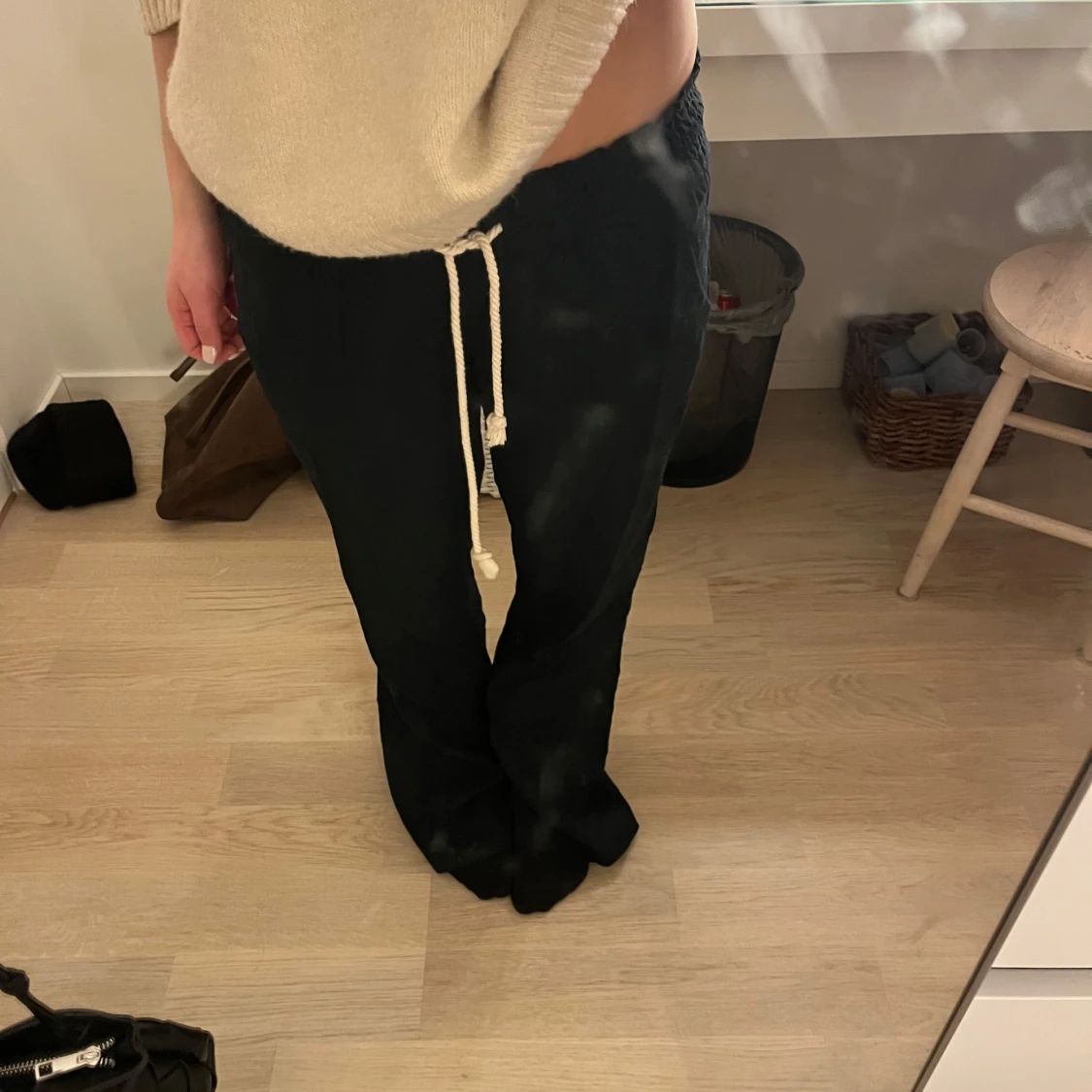 Svarta byxor från Roxy - 1