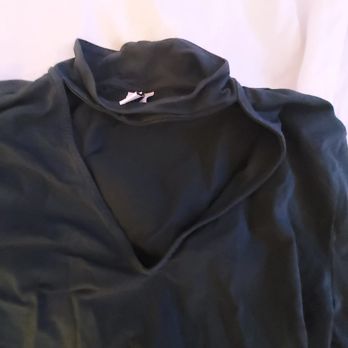 Mörk grön polotröja från & Other Stories - 3