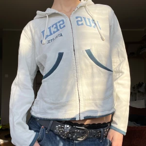 2000s hoodie - Cool 2000s hoodie🌺